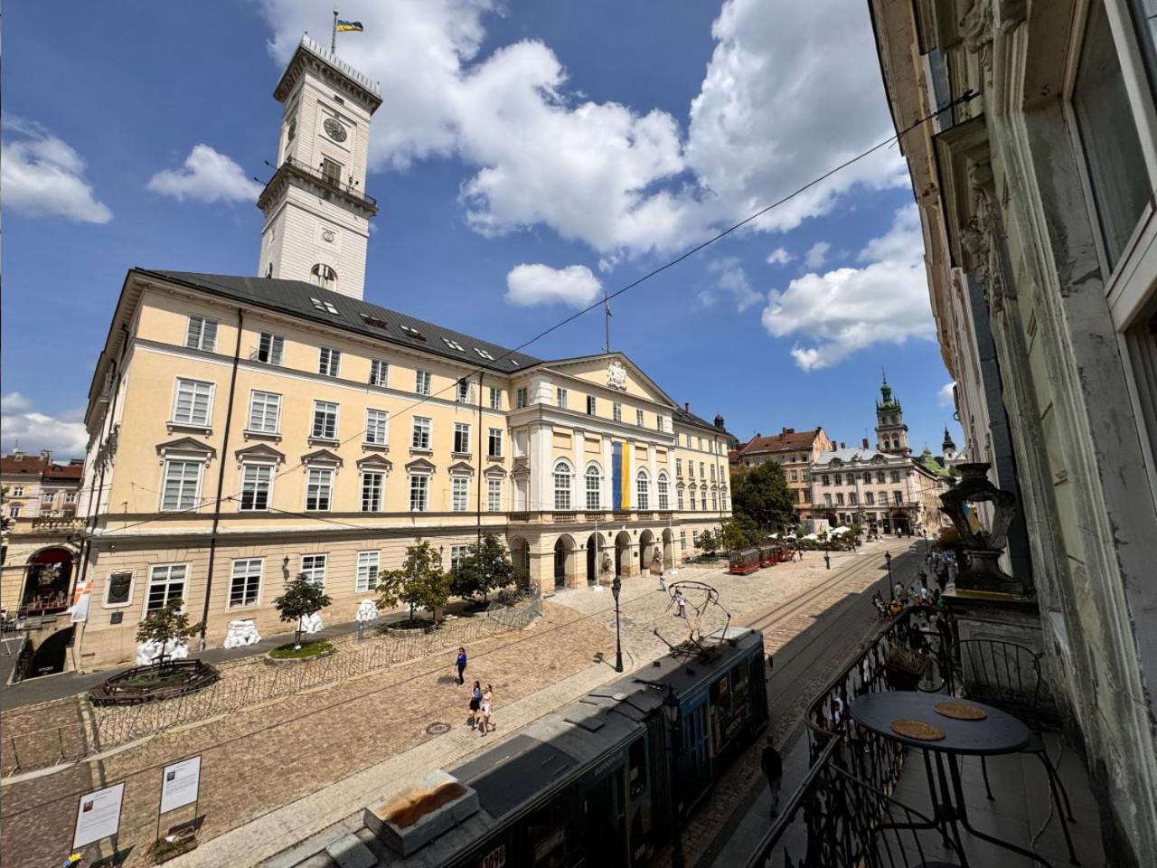 Апартаменти На Площі Ринок, 20 Lwów Zewnętrze zdjęcie